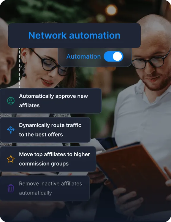 Egy szoftvertechnológiák és platformok átfedés, amely automatizálási kapcsolókat mutat marketingfeladatokhoz, bónuszokhoz és affiliate jelentésekhez.
